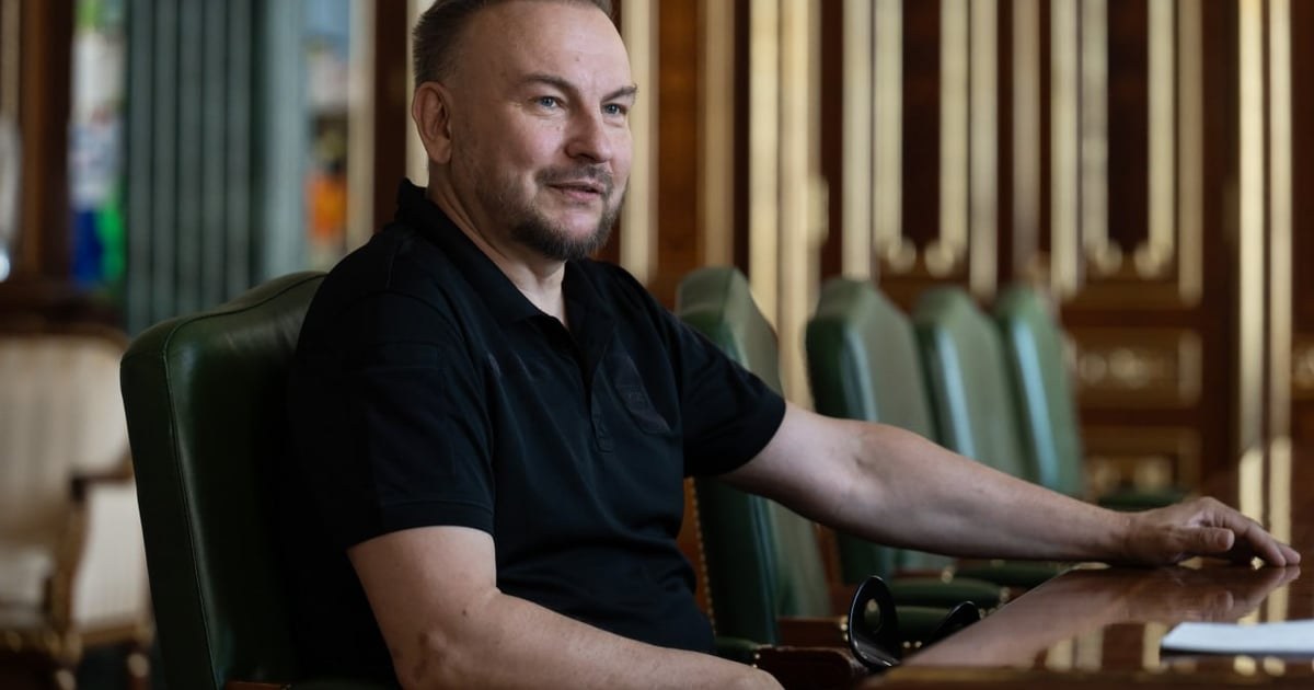Сергій Бескрестнов (Флеш) — позаштатний радник Президента України з питань розвитку технологічних напрямів оборони
