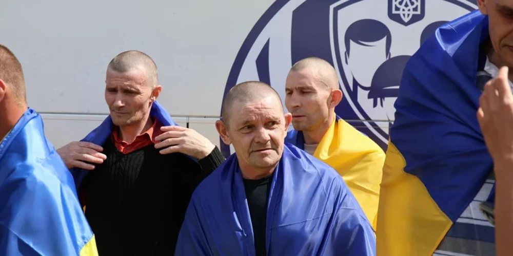 Зеленський оголосив про повернення 103 військовослужбовців з полону РФ