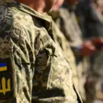 Роман Костенко під час засідання комітету Верховної Ради з питань національної безпеки, оборони та розвідки