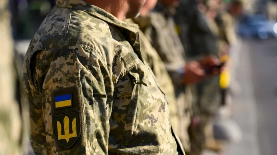 Роман Костенко під час засідання комітету Верховної Ради з питань національної безпеки, оборони та розвідки