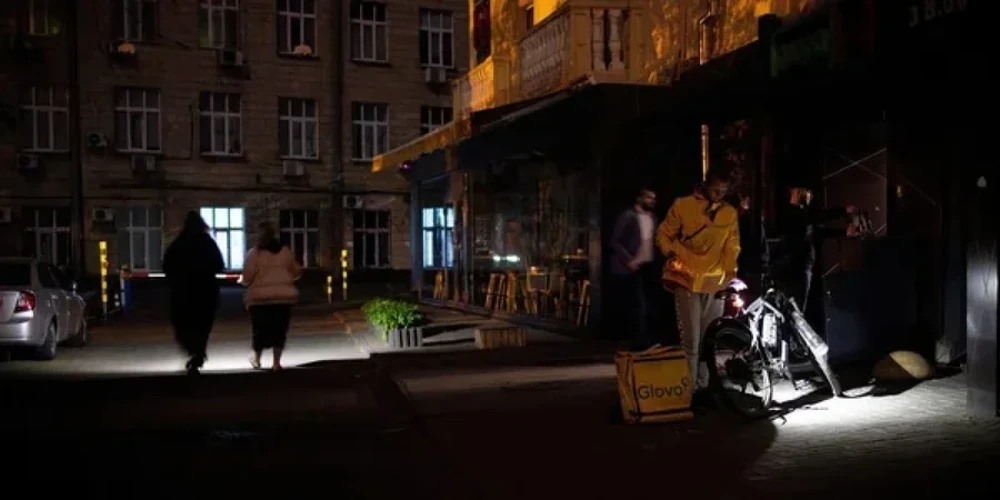 Хронологія 30 вересня: вибухи в Києві та графіки відключень ДТЕК